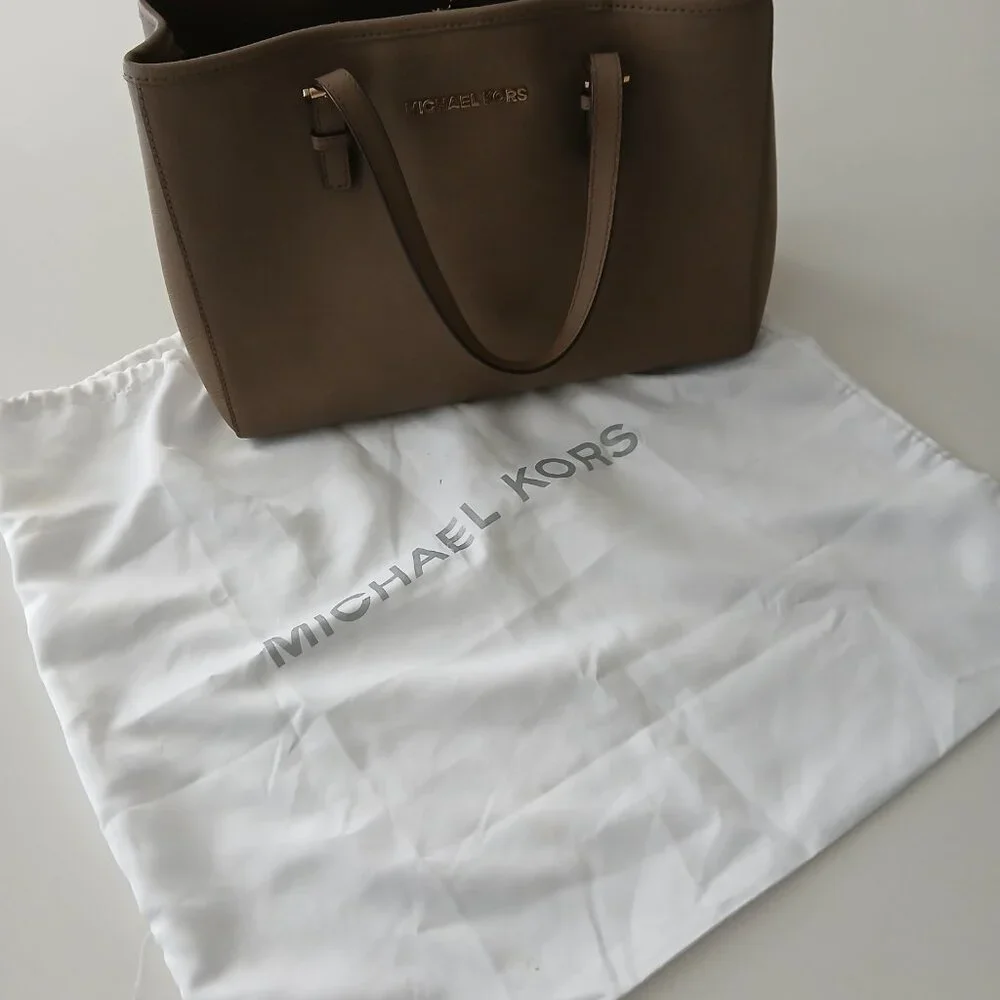 Michael Kors Saffiano Leather Medium Tote - Khaki w/ Gold Hardware
